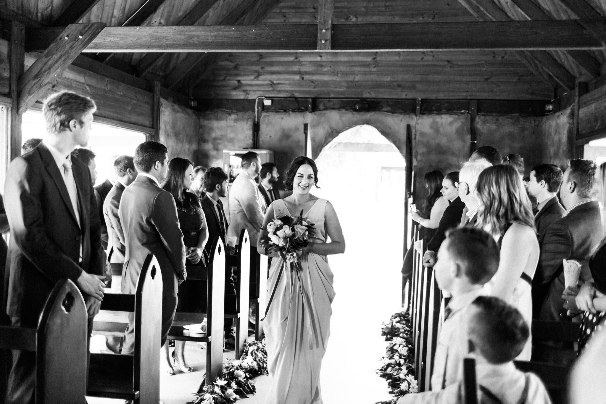 WeddingPhotos_Facebook_2048pixels-1032.jpg