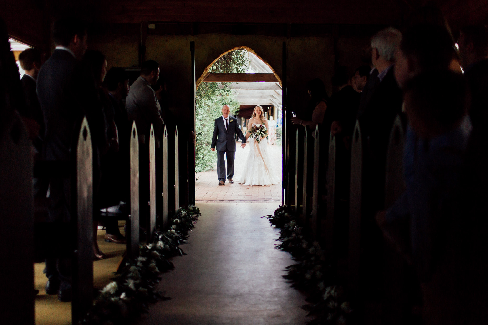 WeddingPhotos_Facebook_2048pixels-1033.jpg