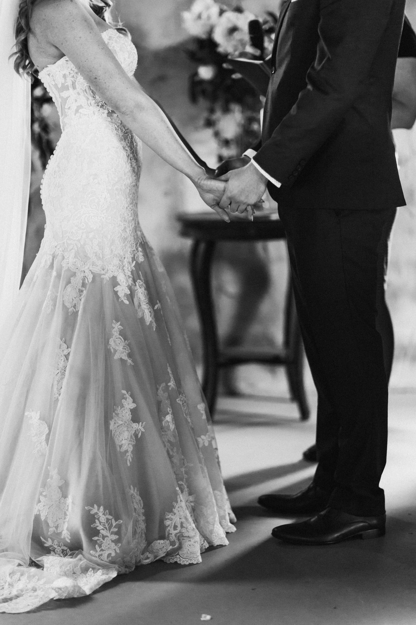 WeddingPhotos_Facebook_2048pixels-1045.jpg